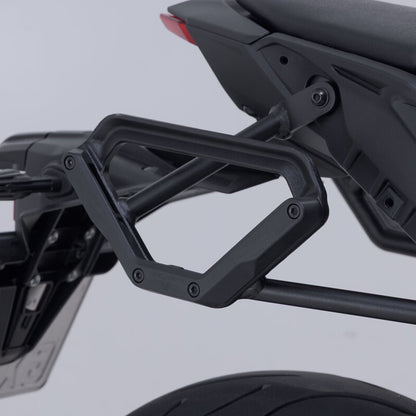 SIDE CARRIER SW MOTECH V-LOC SIDE CARRIER RIGHT FOR YAMAHA MT-09 2023 - ON