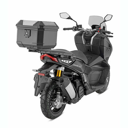B38N_top-case_mounted-on_inner_givi_kymco-dinkx125