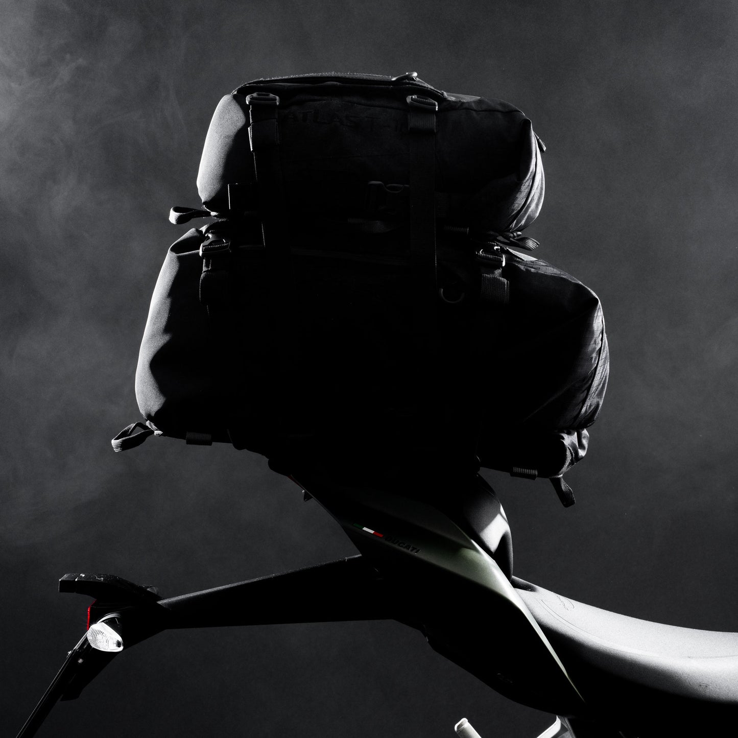 Oxford Atlas T-10 Advanced Tourpack - Charcoal/Black