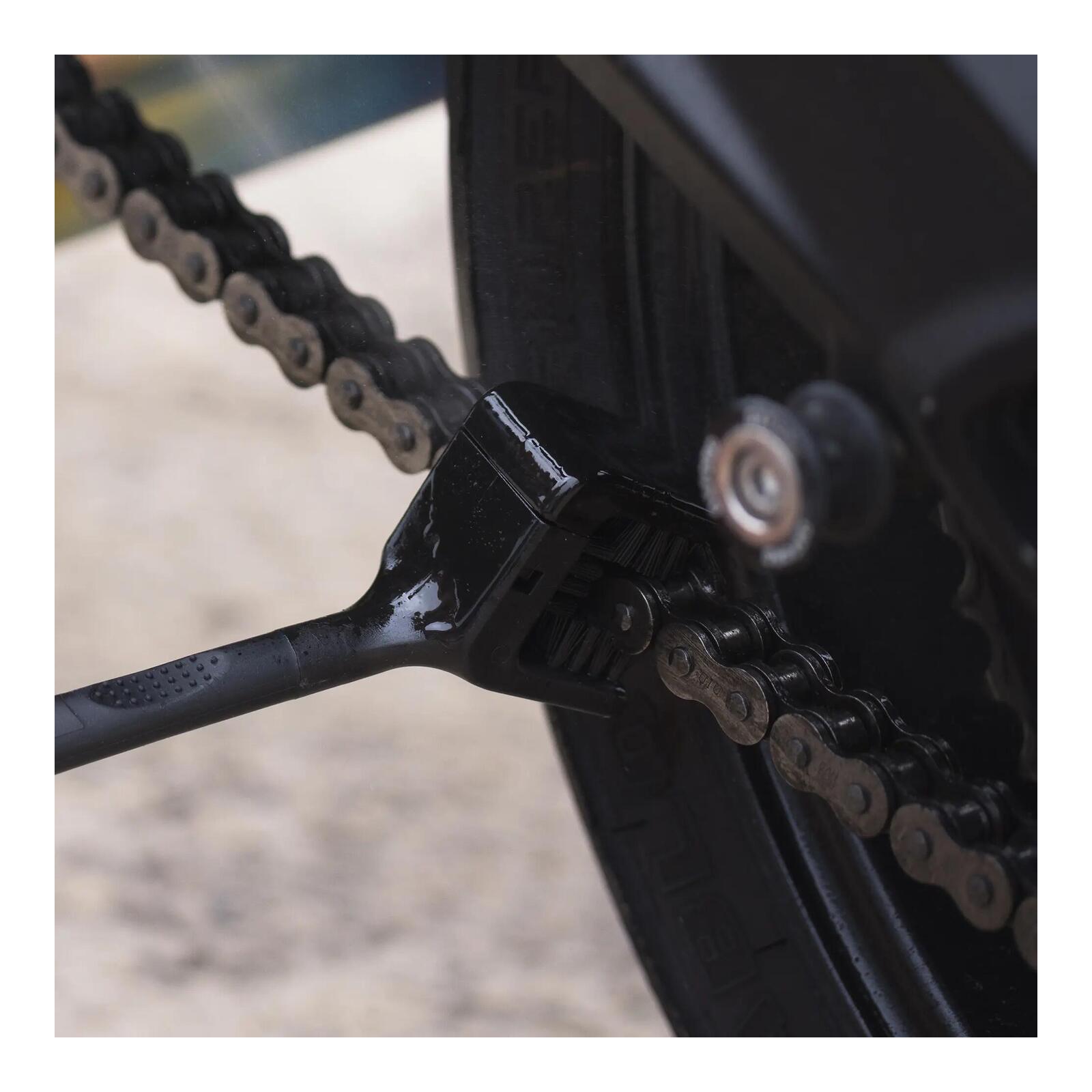Oxford Drivechain Brush Pro