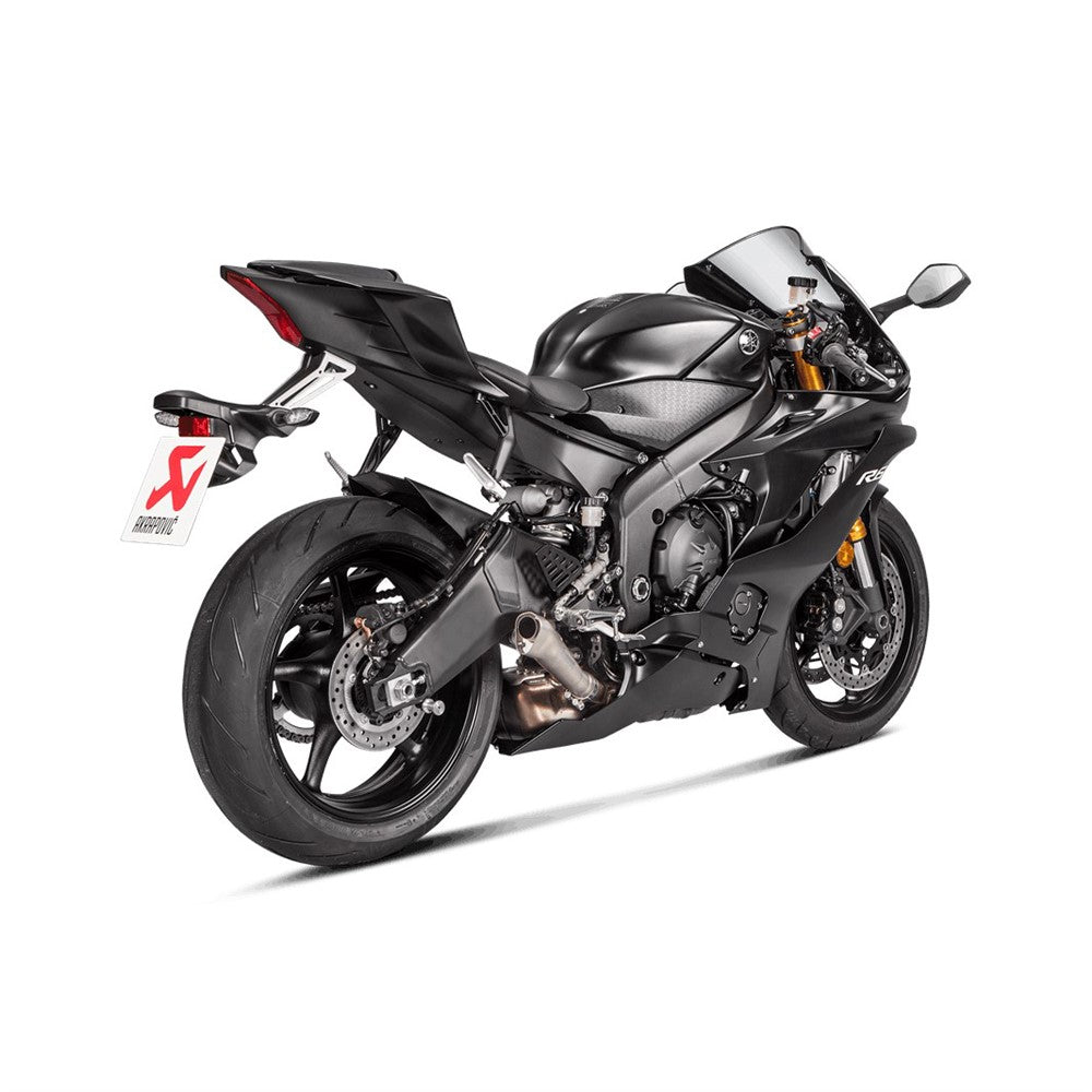 AKRAPOVIC Slip On Muffler YZF-R6